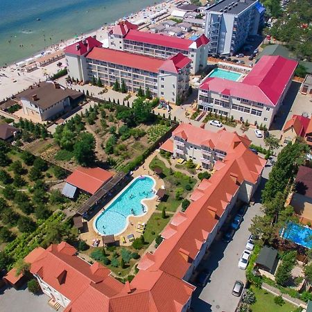 Delfin Hotel Koblevo Ngoại thất bức ảnh